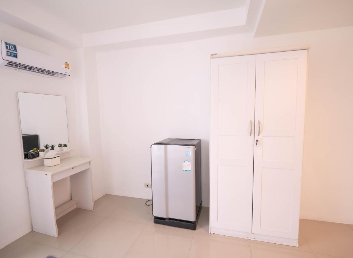 Roomquest Bangkok Sukhumvit 50 Ngoại thất bức ảnh