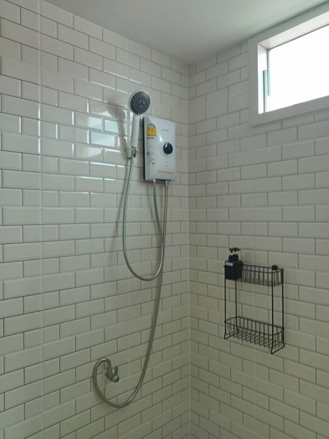 Roomquest Bangkok Sukhumvit 50 Ngoại thất bức ảnh