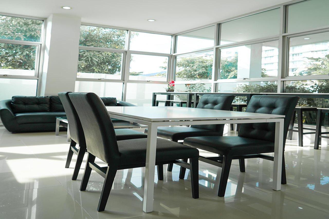 Roomquest Bangkok Sukhumvit 50 Ngoại thất bức ảnh