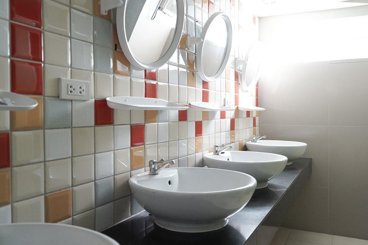 Roomquest Bangkok Sukhumvit 50 Ngoại thất bức ảnh